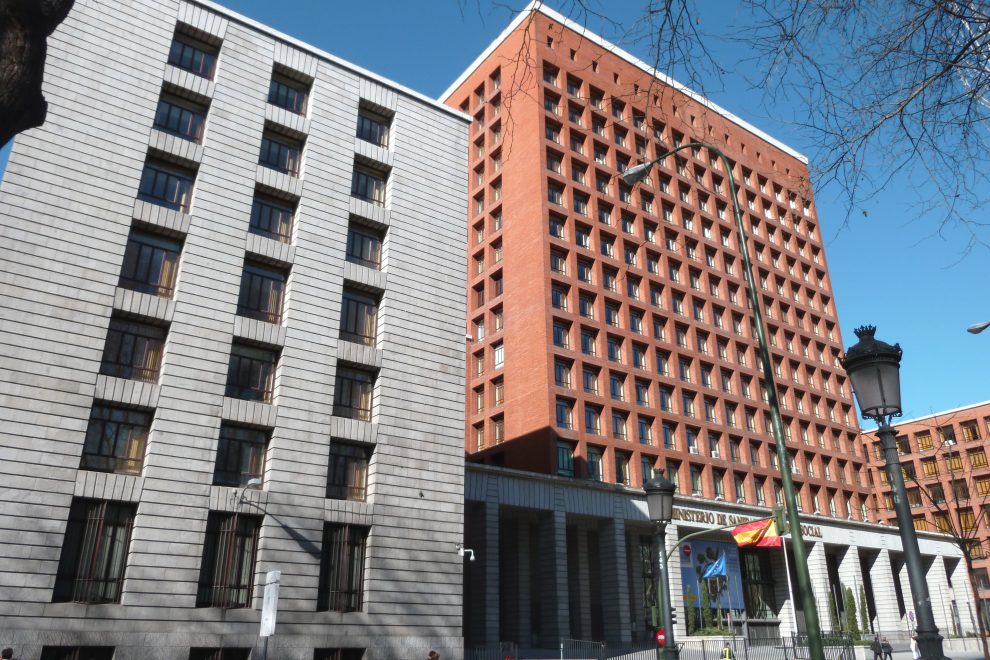ministerio_de_sanidad_de_espac3b1a_madrid_01