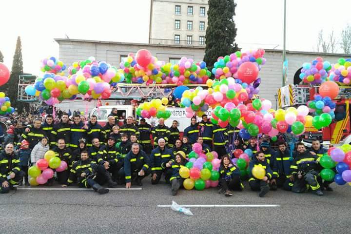 Bomberos Ayudan